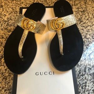 Gucci ‘Marmont’ Sandal ‘GOLD’